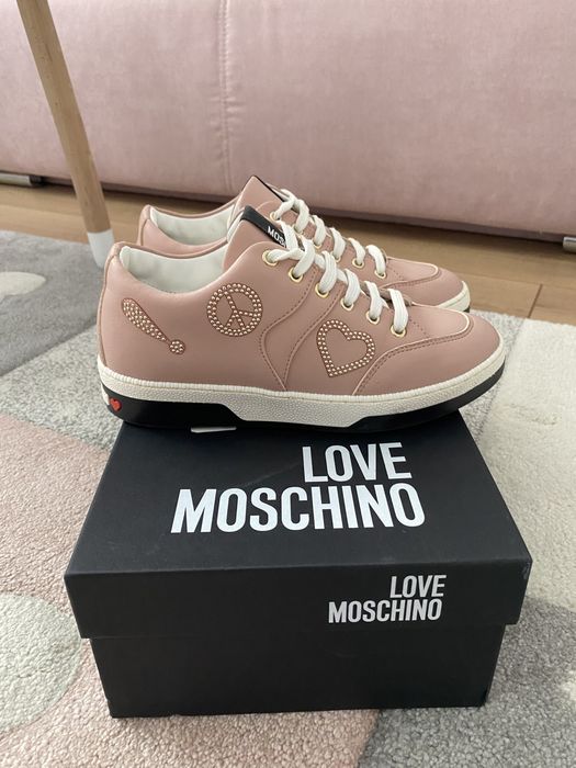 Обувки Love Moschino
