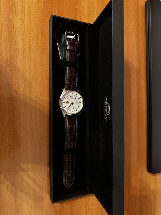 Ceas Orient Multiyear calendar