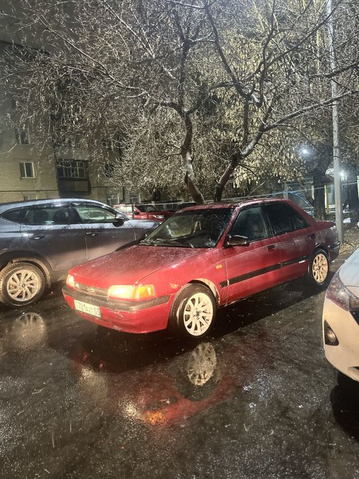 В продаже Мазда 323