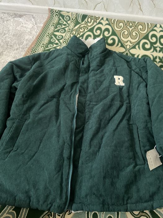 Продаю новую куртку