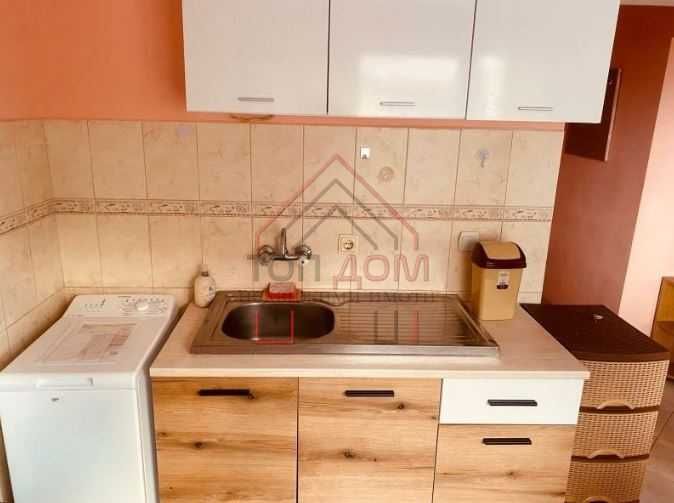 Дава се под наем Двустаен апартамент в Варна, Спортна зала - 40 кв.м за 408 € - Снимка #1