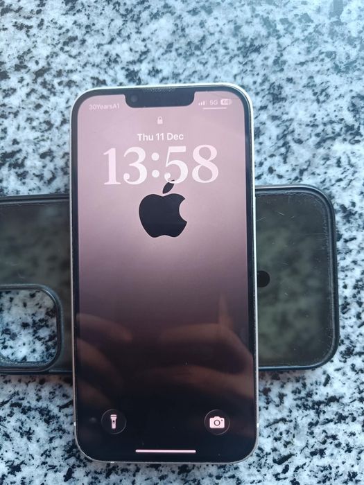 Iphone 13 128 gb добро състояние