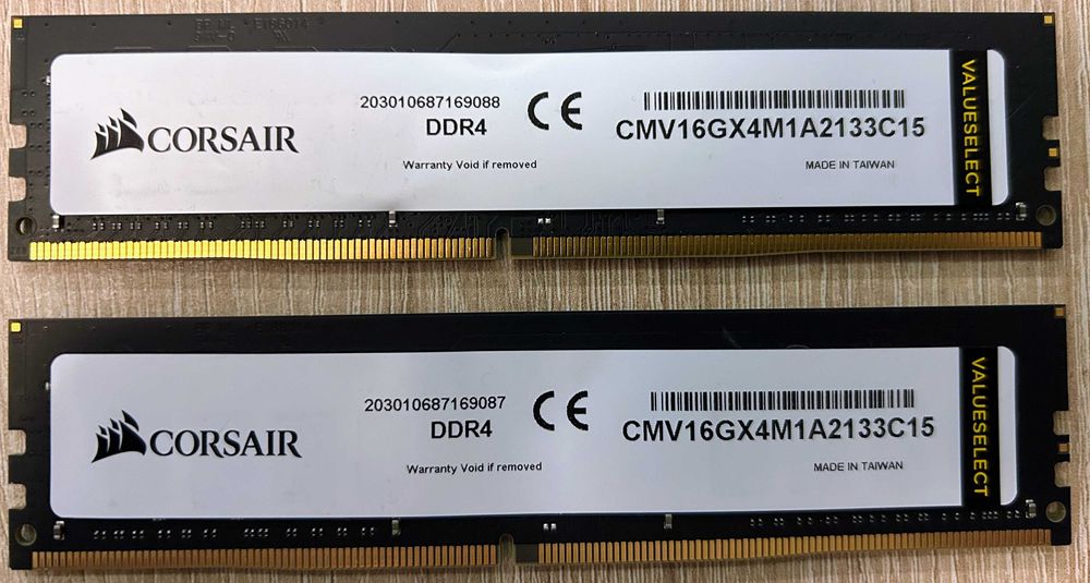 Kit Memorie RAM 32GB (2x16GB) Corsair ValueSelect DDR4 2133MHz CL15