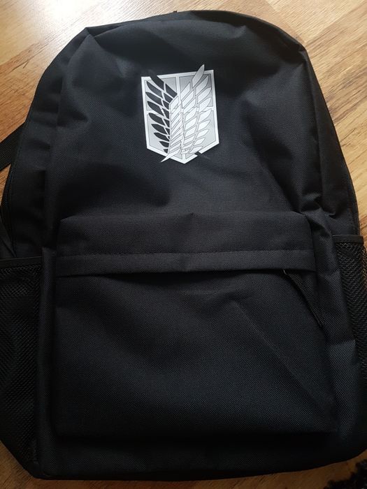 Ghiozdan/rucsac/geanta laptop/cadou anime Attack on Titan