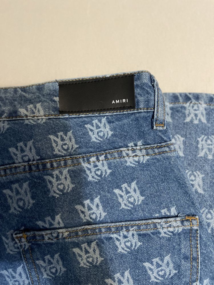 Blugi Amiri baggy