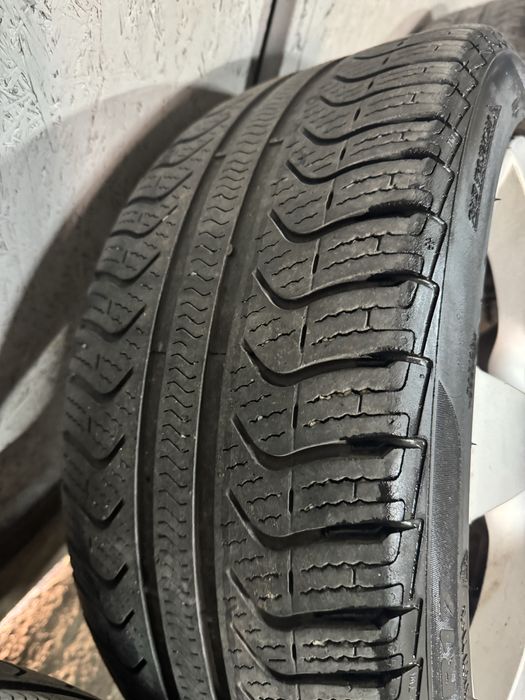 Vand jante ford focus 225/45 R17 cauciucuri M+S