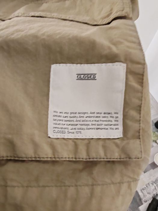 Geaca subtire marca Closed