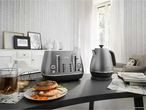 Электрический чайник DeLonghi KBI 2001 S Distinta Flair