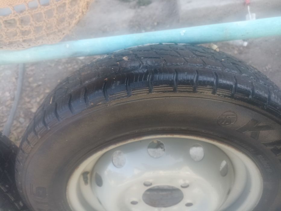 Шины от Нивы. С дисками