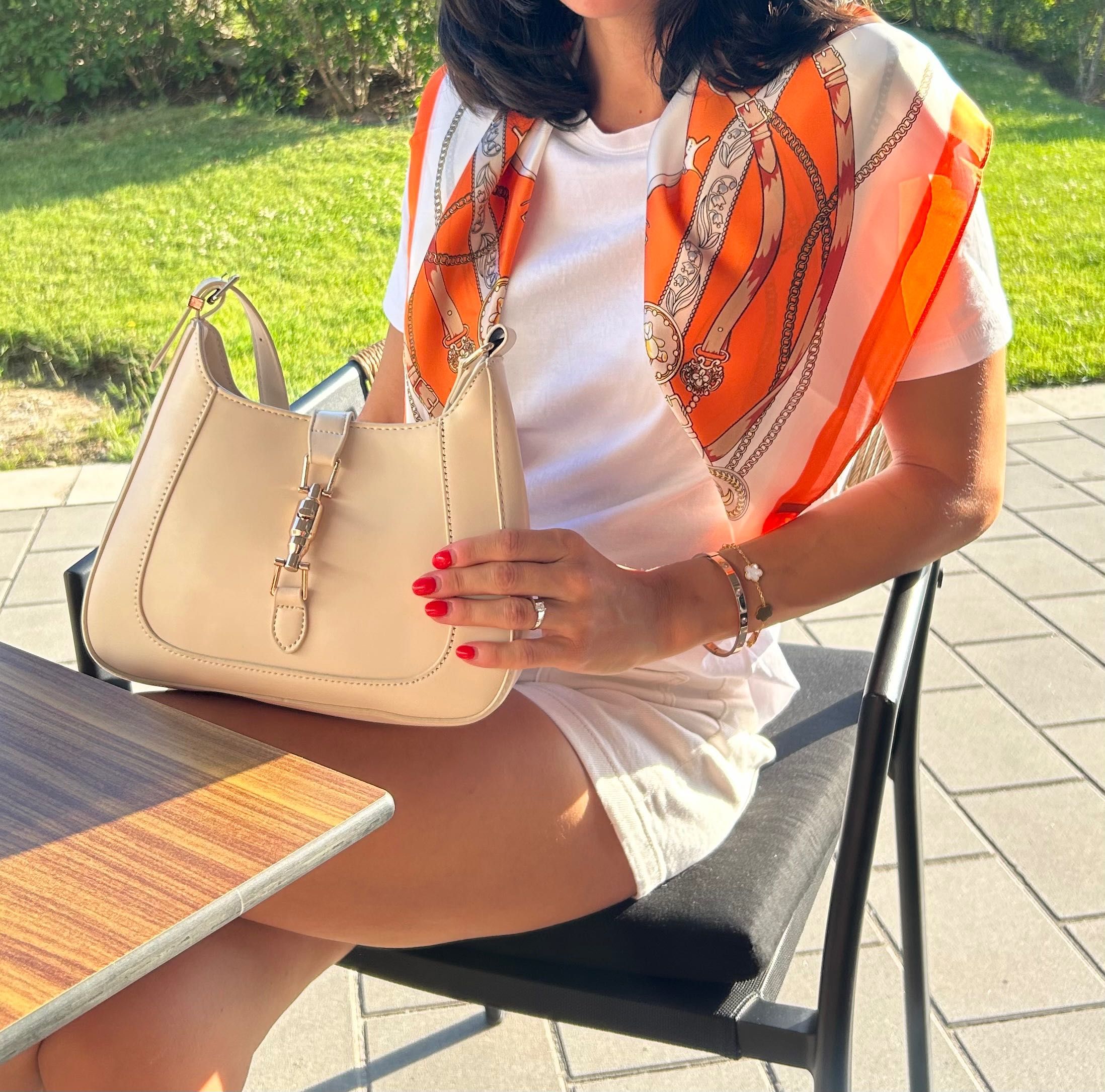 Чанта по модел на Gucci