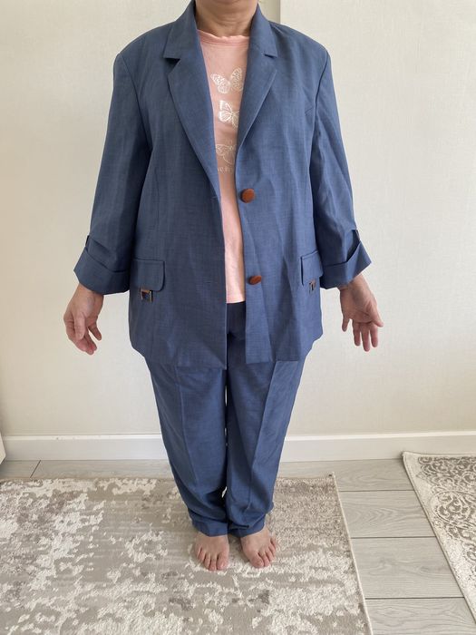 Костюм брючный с пиджаком