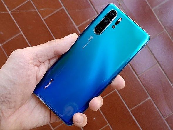 Huawei P 30 Pro - проблем дъно.
