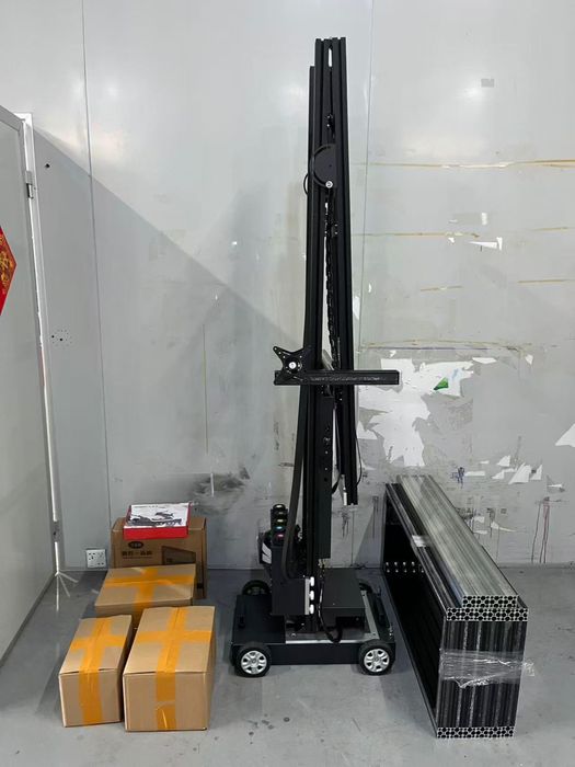 Уф принтер печатает на любой поверхности