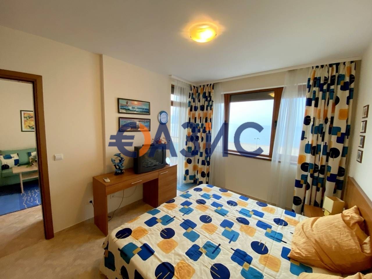 Продава се Двустаен апартамент в к.к. Слънчев бряг - 65 кв.м за 1537 €/кв.м - Снимка #11