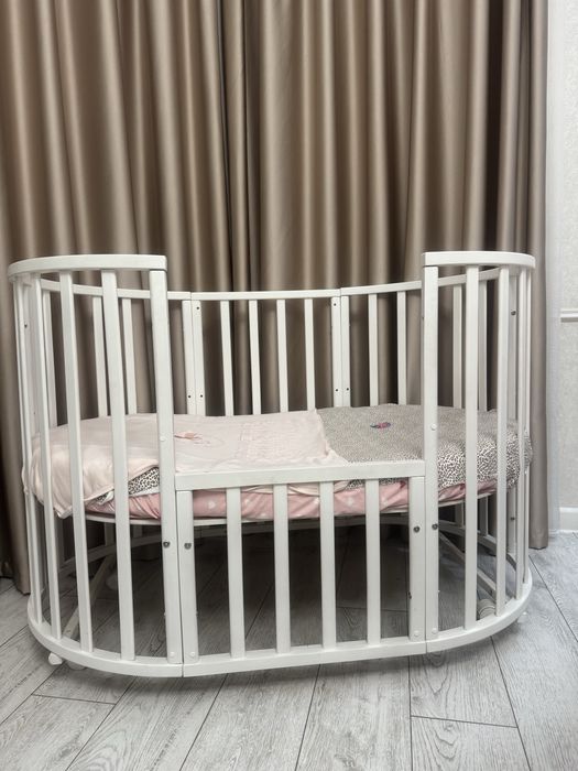 Б/у кровать с матрасом