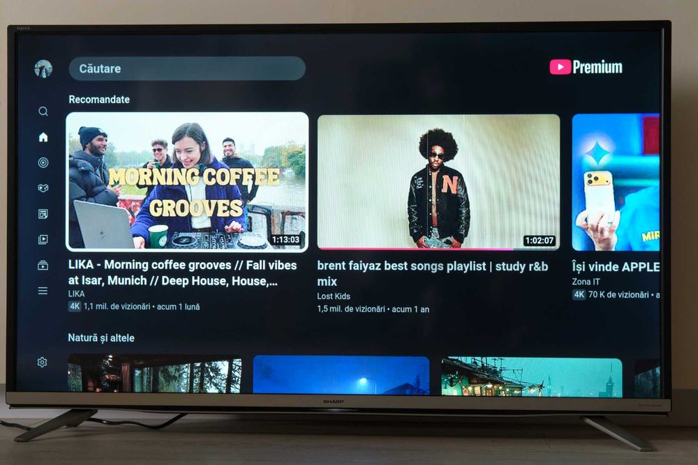 Televizor smart Sharp 102cm