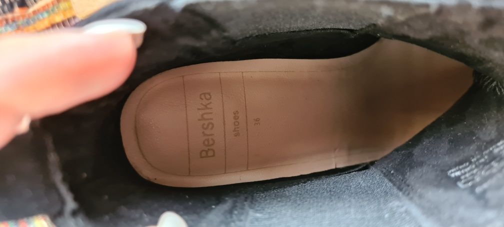 Ghetute / botine Bershka 36