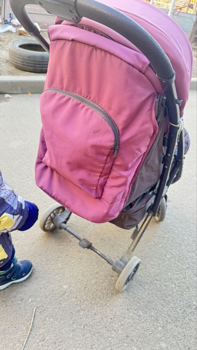 Коляска прогулочная