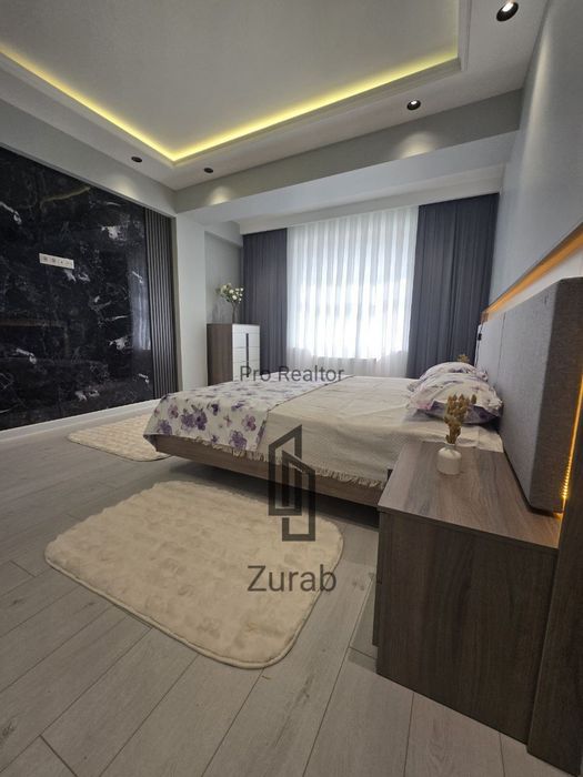 Новостройка  Паркентский  3/5/12 70.5 m²