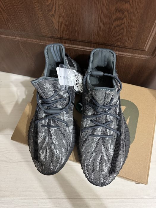 Yeezy 350 Mx Dark Salt