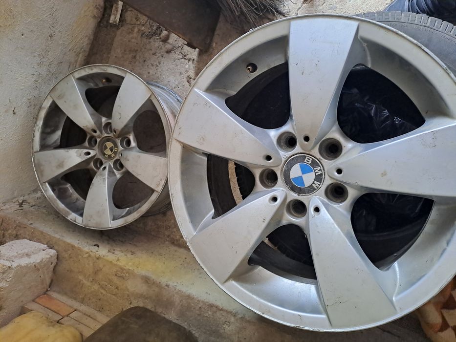 Vând jante bmw 17"
