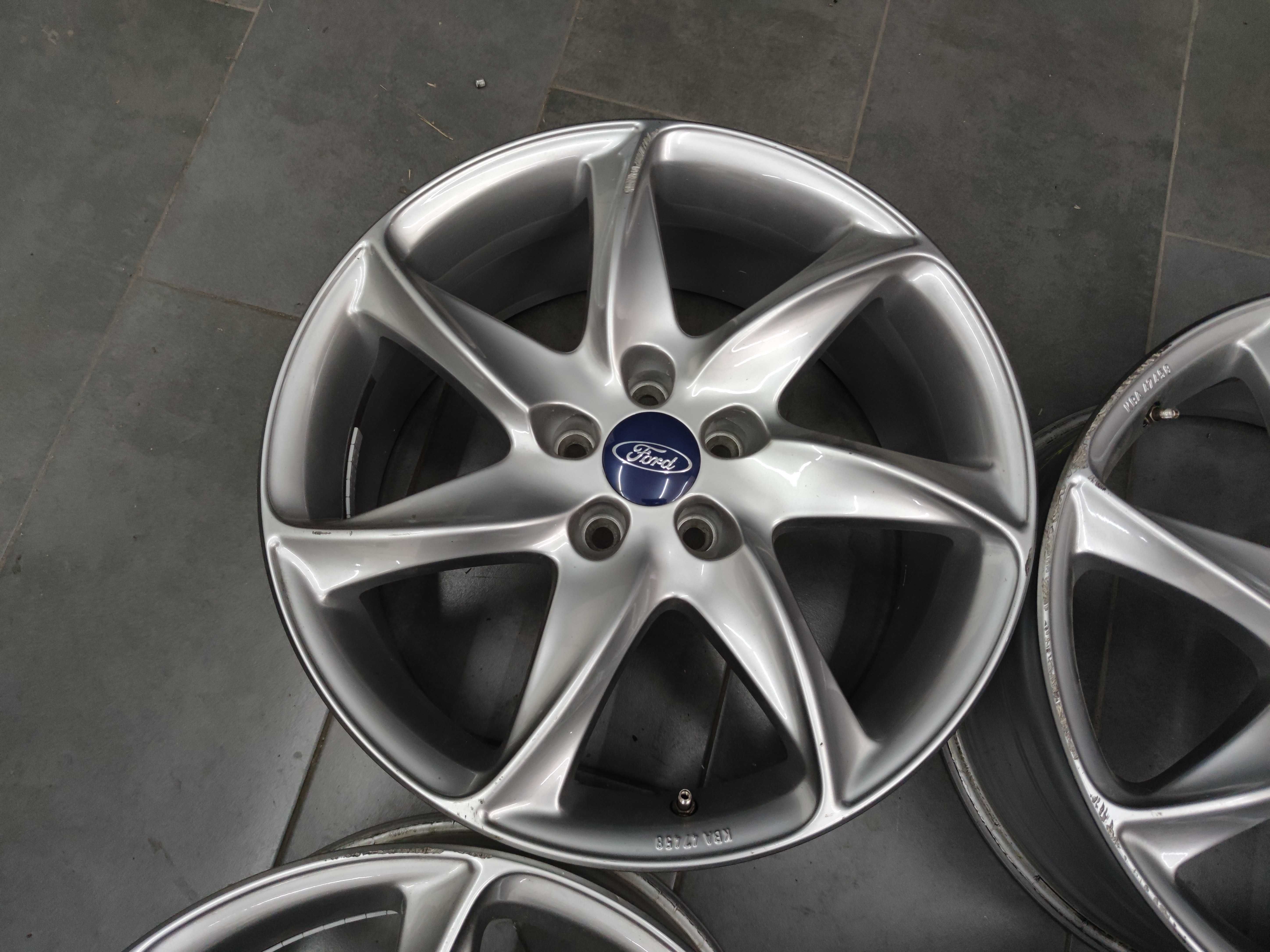 Джанти 18 - Ford