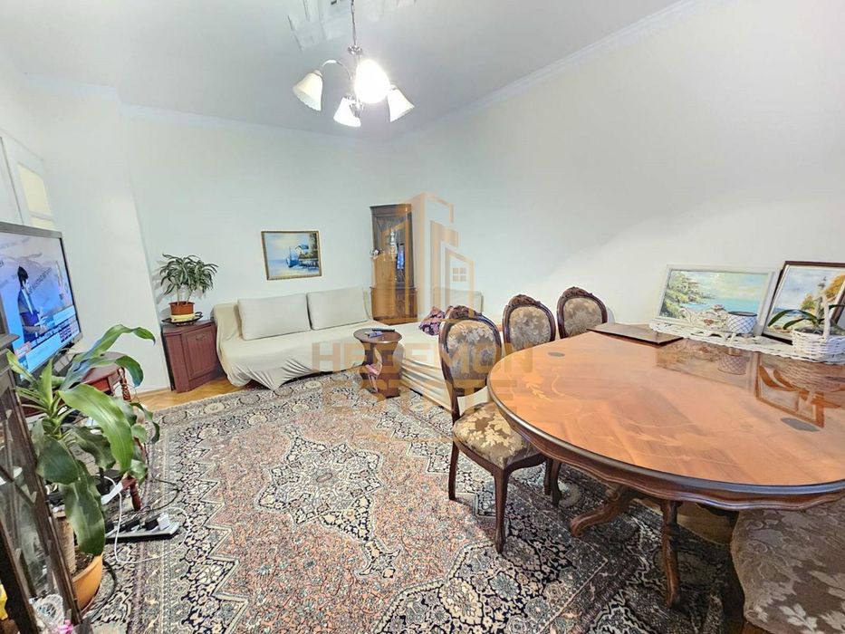 Продава се Двустаен апартамент в Варна, Централна поща - 70 кв.м за 2615 €/кв.м - Снимка #5