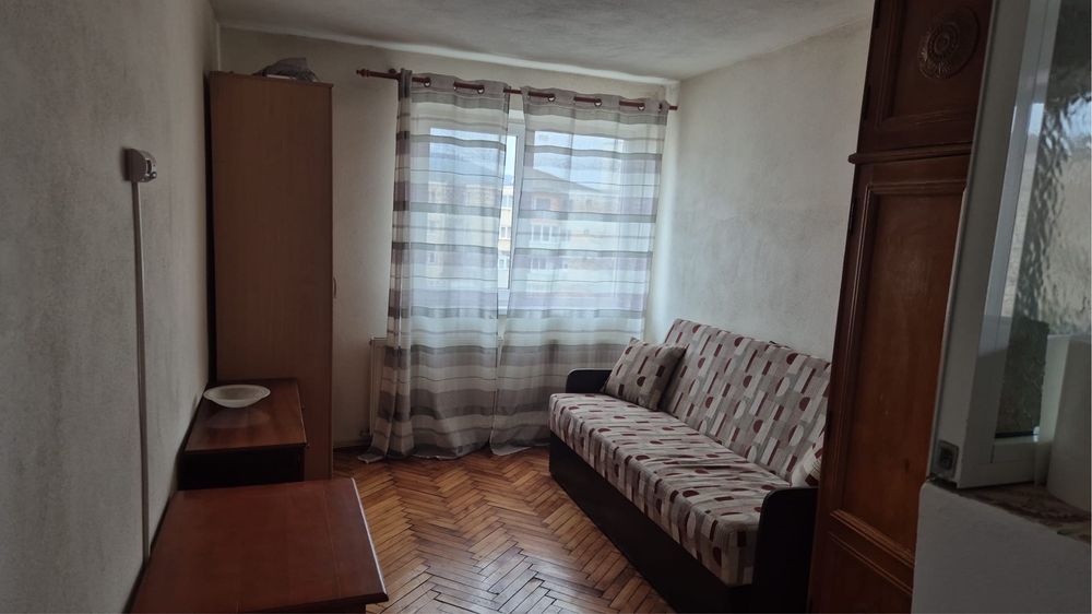 Inchiriez apartament cu 2 camere zona Cetate