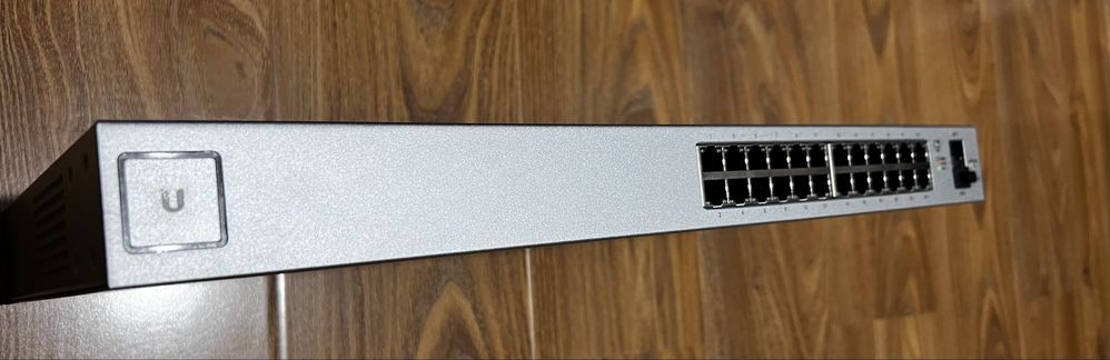 NOU! Ubiquiti UniFi Switch 24