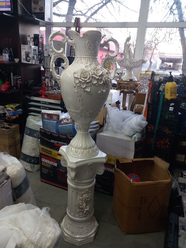 Set vaza porțelan import ucraina aproximativ 170 cm inaltime am pe sto