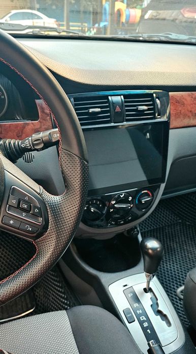 Автомобиль chevrolet lacetti 1.6l