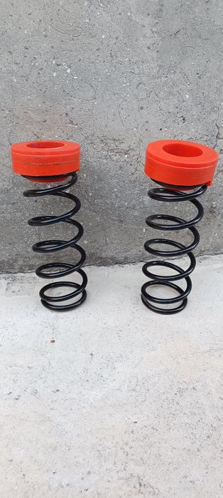 Задни пружини с подложки за suzuki jimny