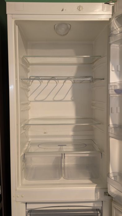 Frigider cu congelator, Whirlpool