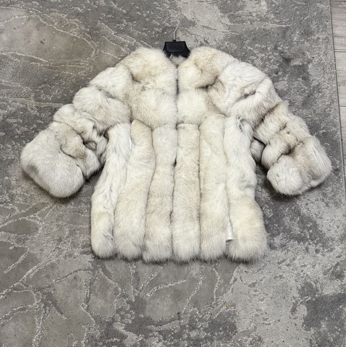 Haina din blana naturala vulpe