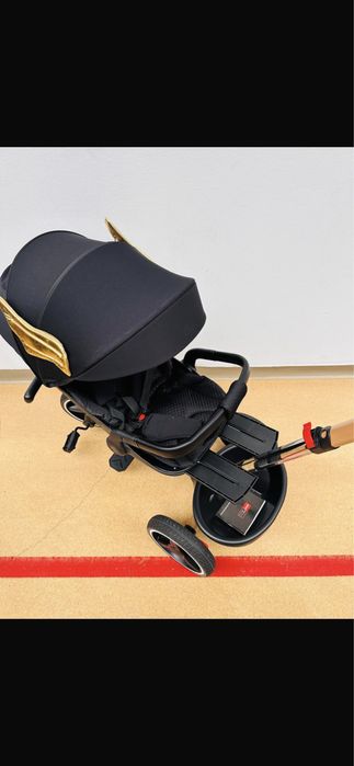 Tricicleta noua cu pozitie de somn lumini si sunete