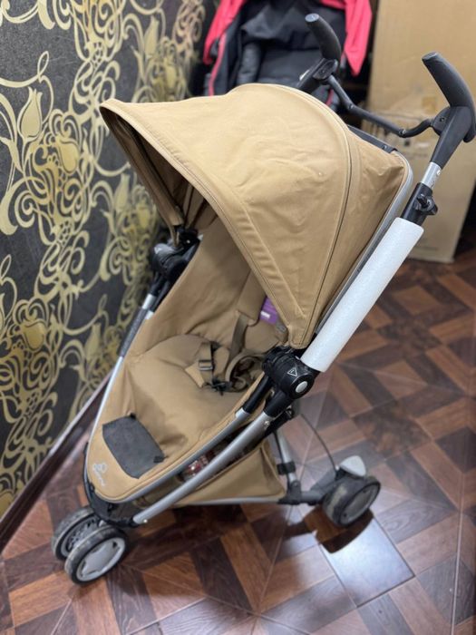 Детская коляска.