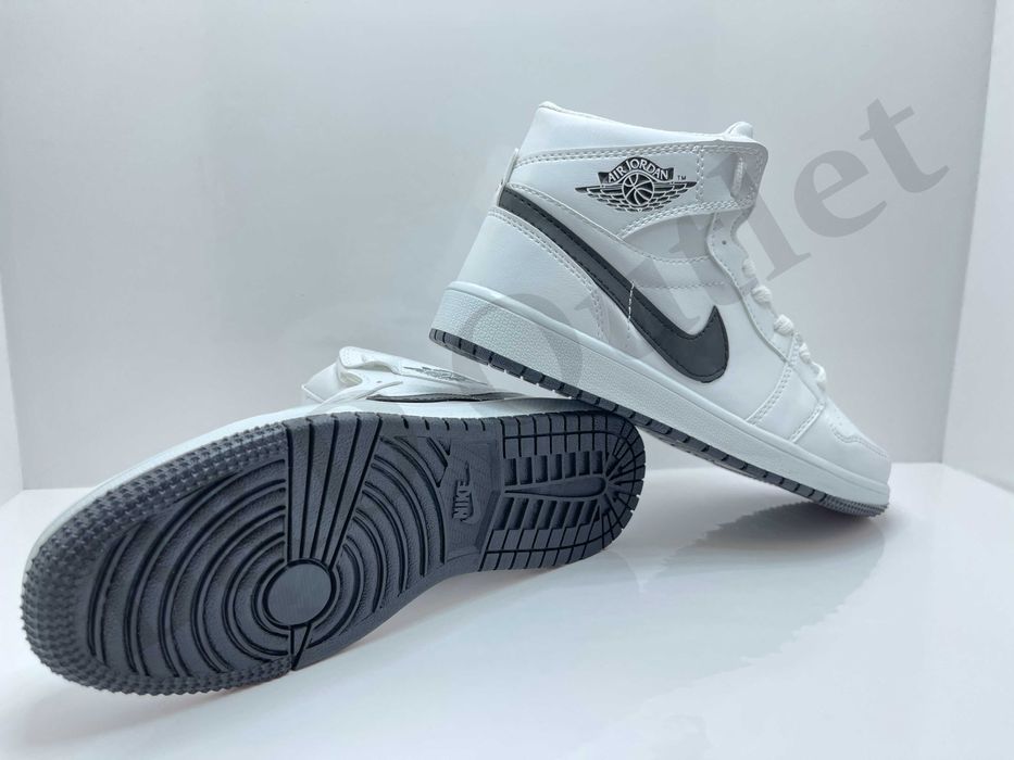 Nike Air Jordan 1 Retro High OG Adidasi Incaltaminte
