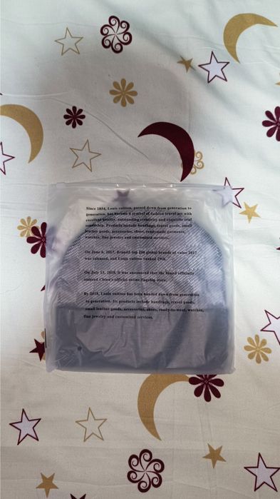 Caciula Louis Vuitton (LV)