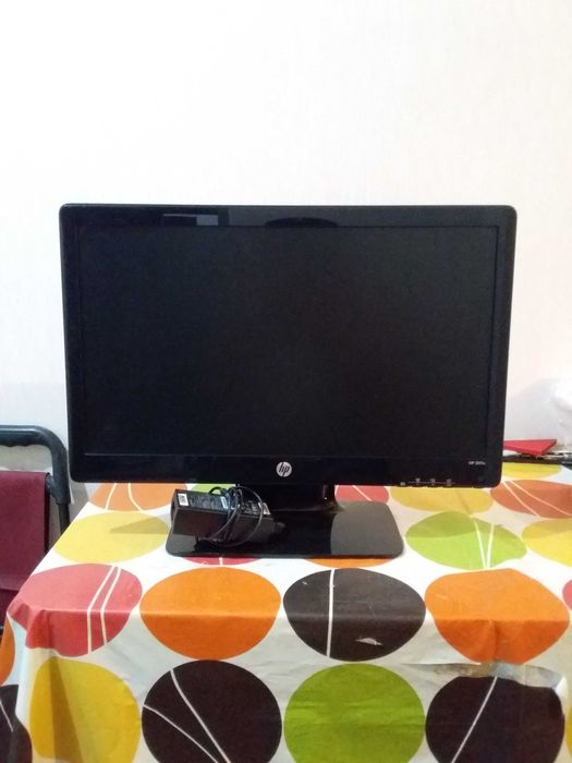 Монитор HP. Модель: HP 2011x. Диагональ экрана 21 дюйм. Цена 10 000 т.