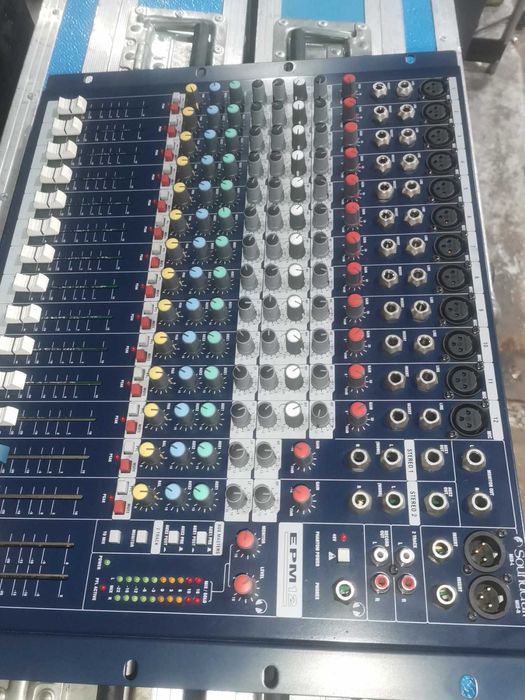 soundcraft ep12,DBX,rcf,dynacord,yamaha,oberton,ev,jbl,AKG,Allen&Heath