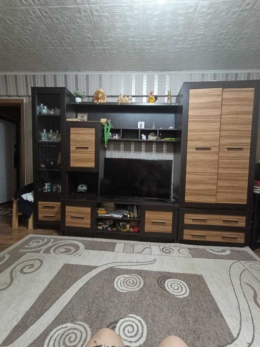 Продам стенку б/у