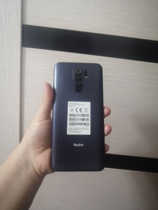 Продам телефон Redmi 9