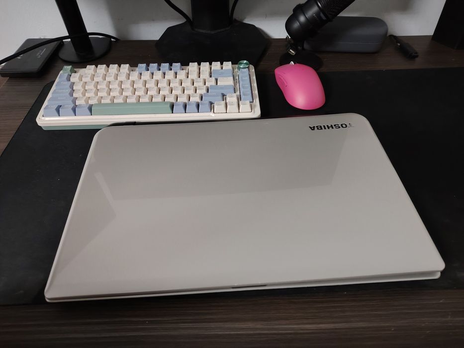 Toshiba Satellite L50D-B 8 GB 240 SSD