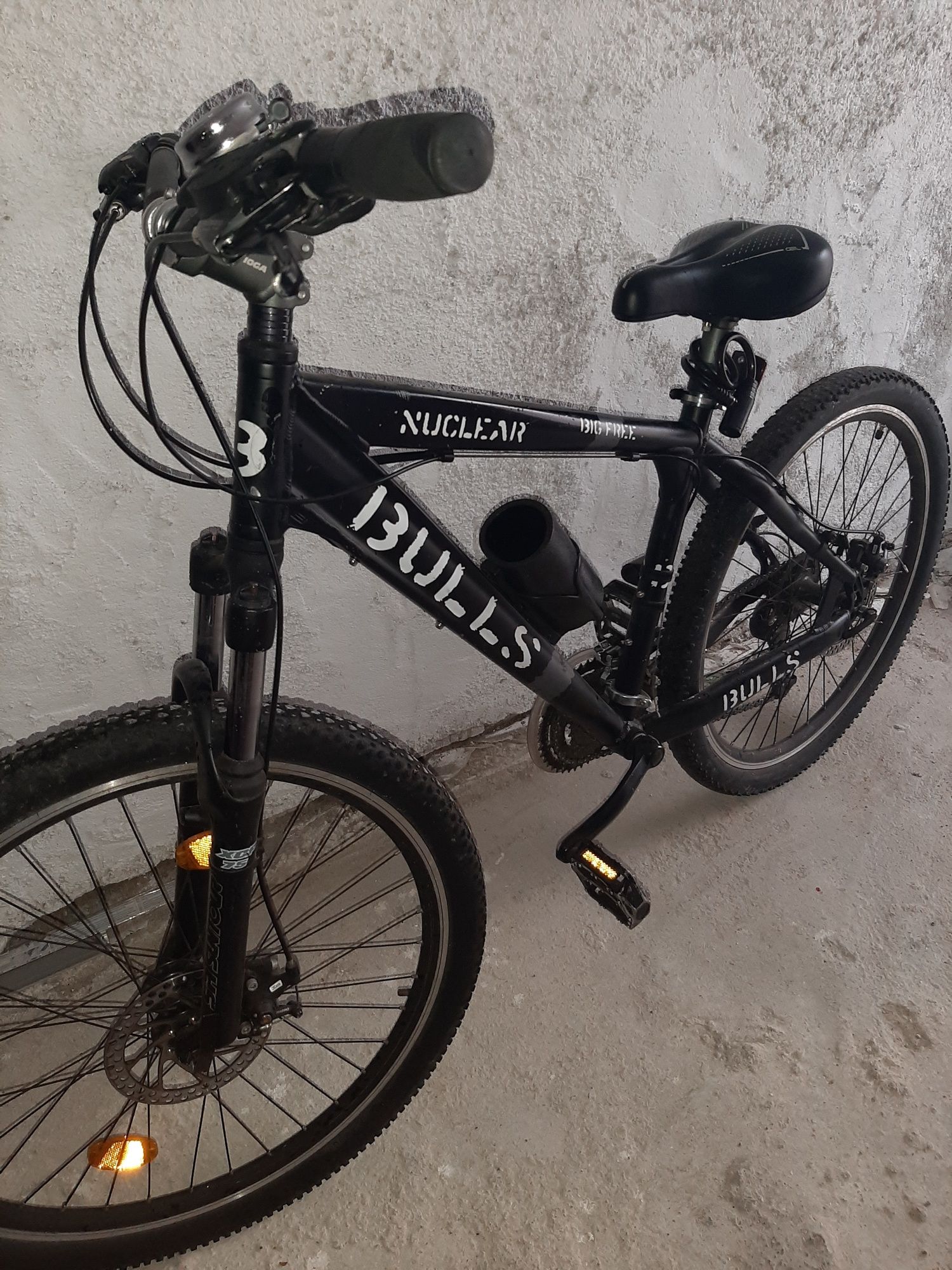 Vând bicicleta Bulls