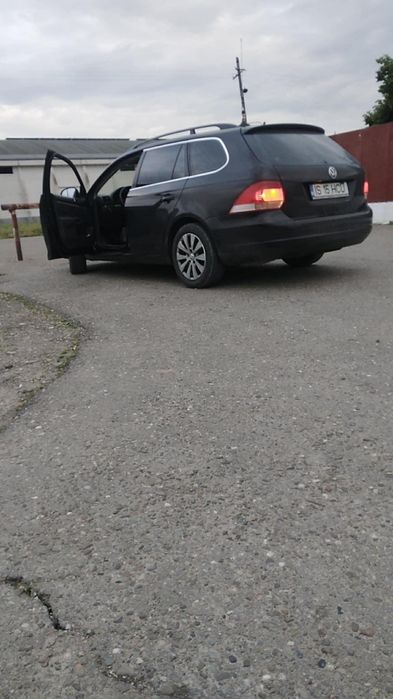 Vând golf 5 an 2009 în stare foarte bună de funcționare