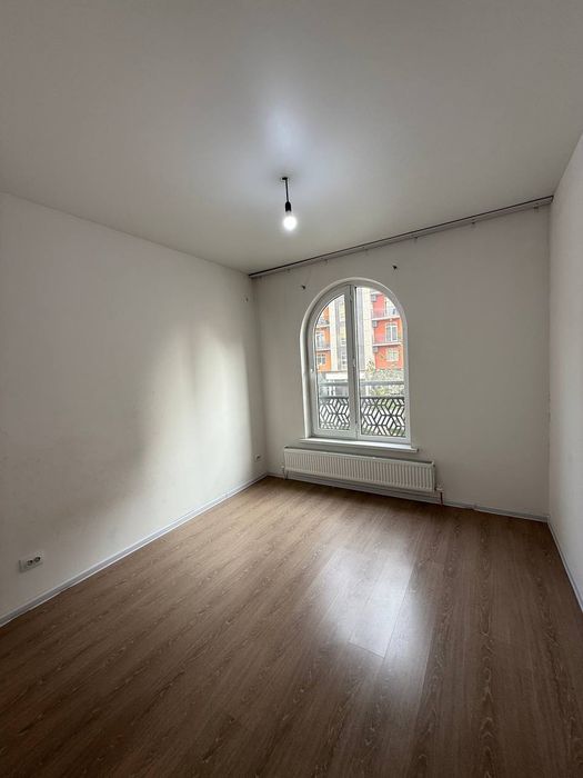 Аренда 
Пустая квартира голден хаус паркенский