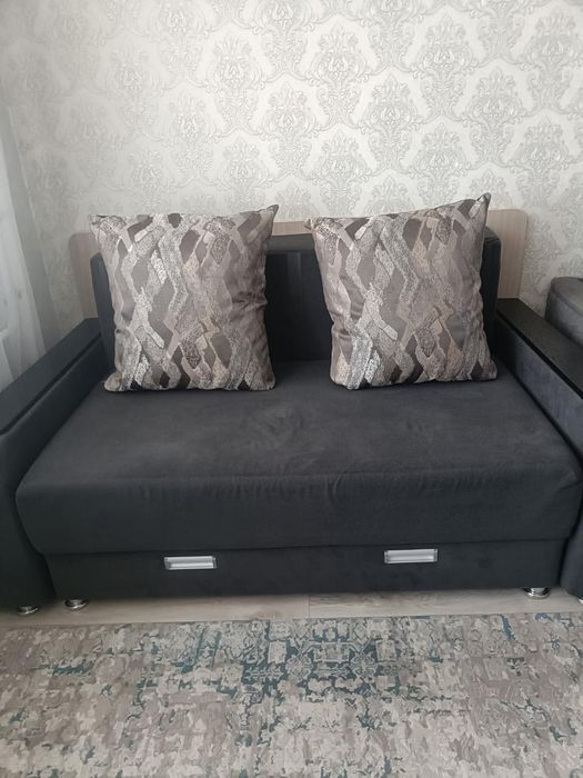 Продам диван б/у