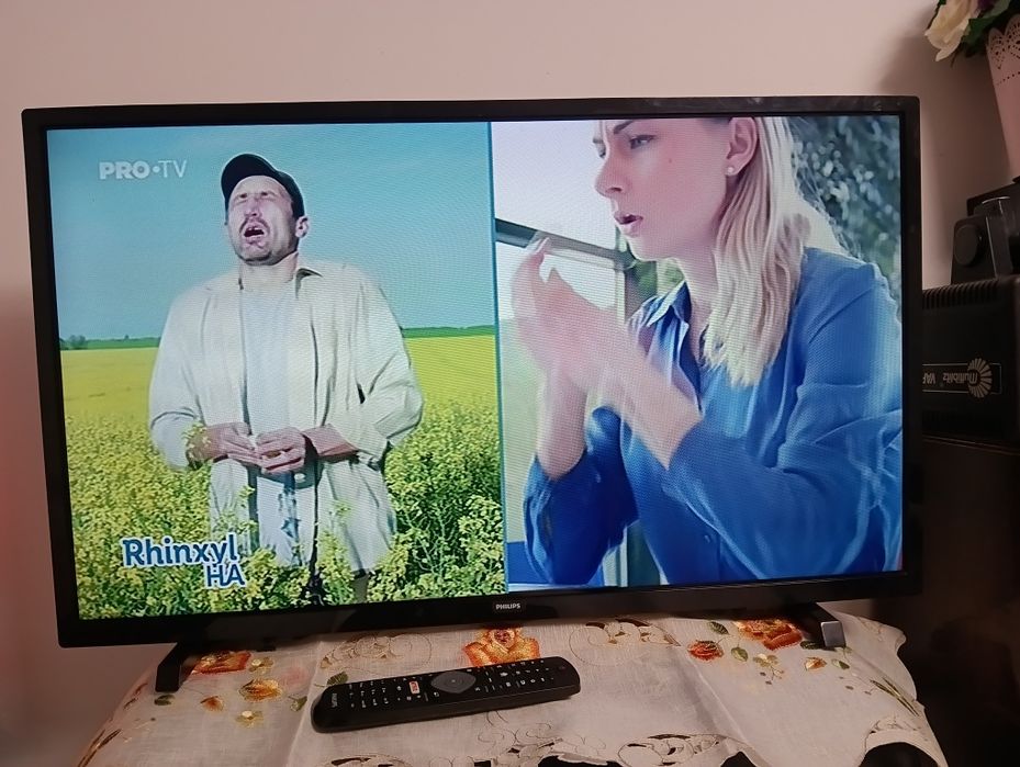 Televizor Philips 80 cm cu telecomandă HD