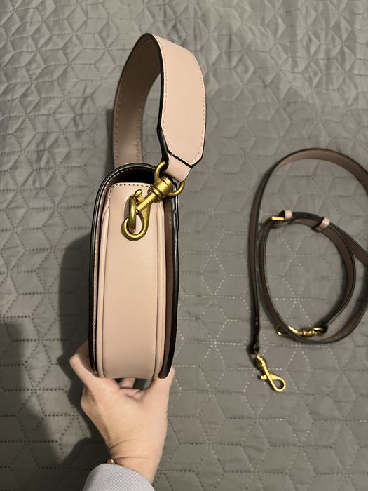 Черна и розова Чанта Guess