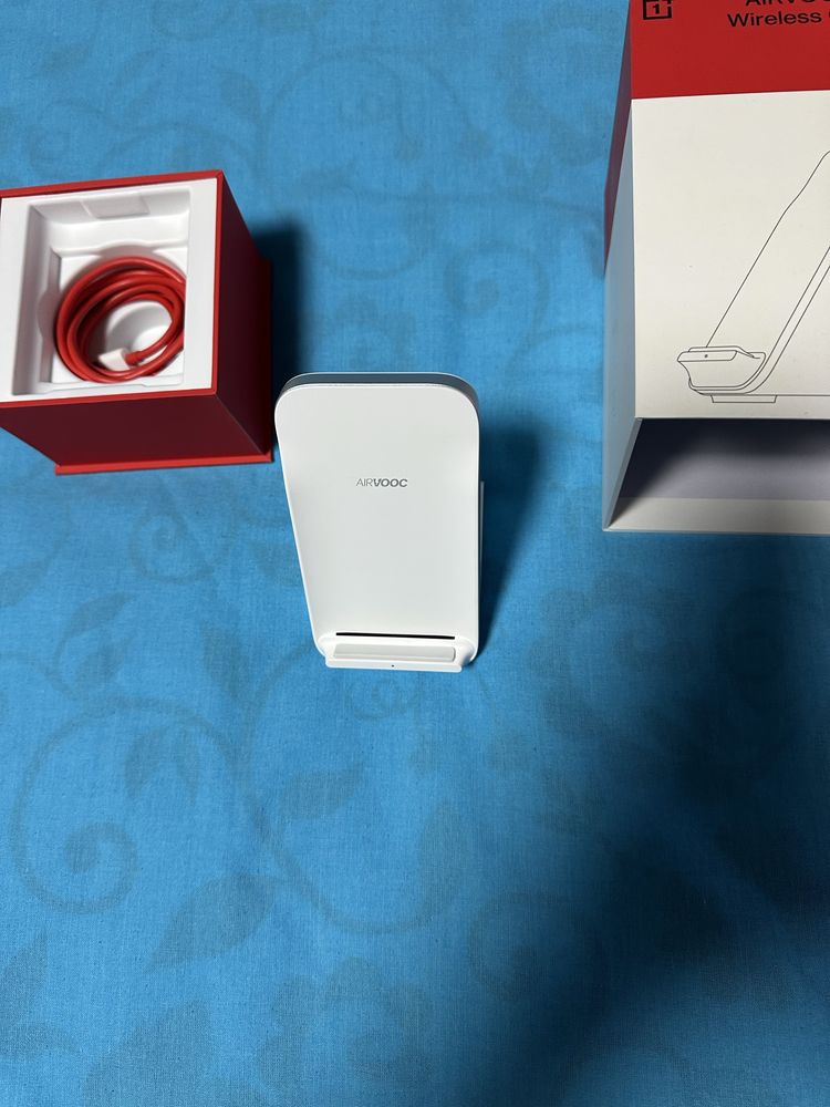Беэжично зарядно Airvooc 50w